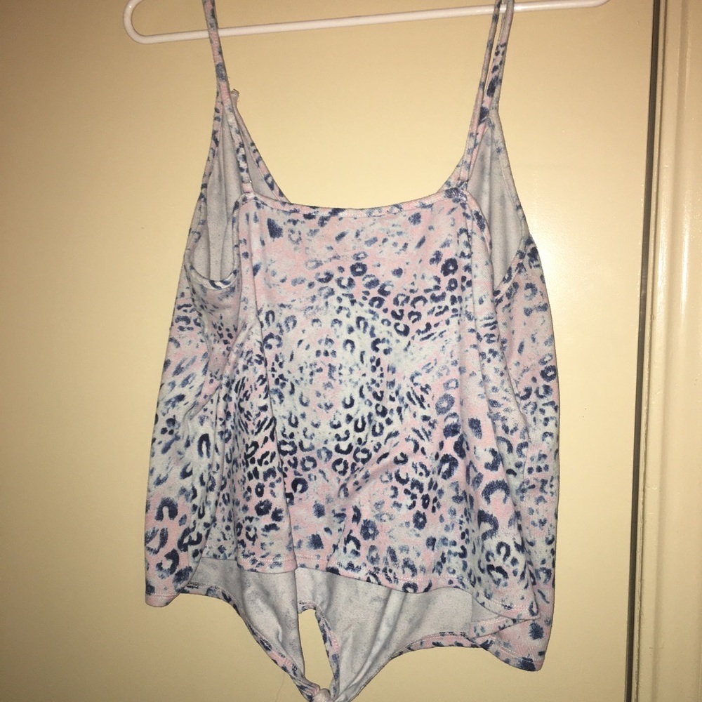 Women’s animal print crop top - Picture 2 of 3